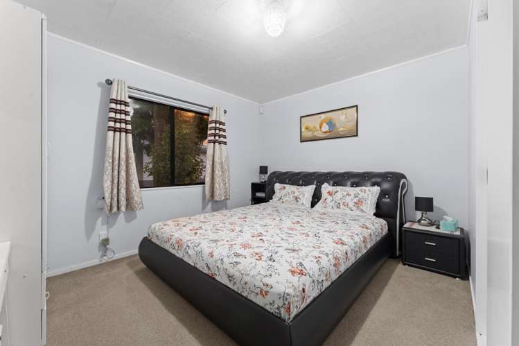 4/22 Barneys Farm Road Clendon Park_12