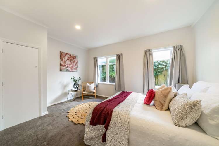 44 Gurney Road Kelson_13