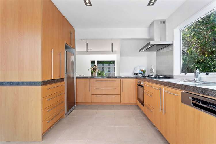 911 Governors Bay Road Governors Bay_6