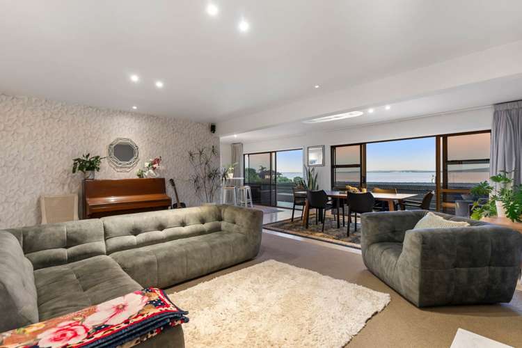 1/27 Churchill Road Murrays Bay_27