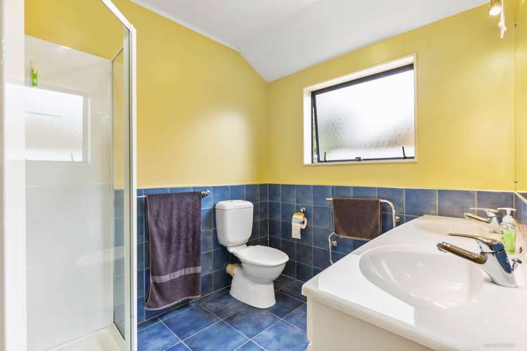 32 Baulcomb Parade Windsor Park_9