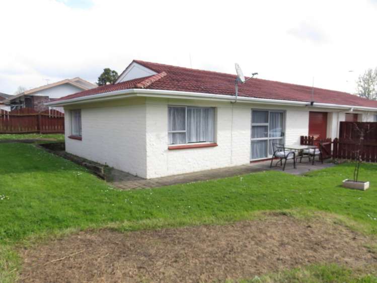 39b Sikkim Crescent Clover Park_8