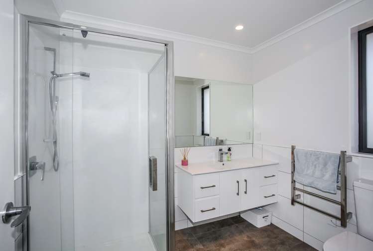 16 Lippiatt Crescent Pokeno_14