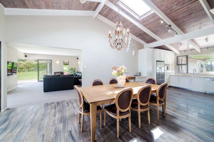 255 Okura River Road Okura_5