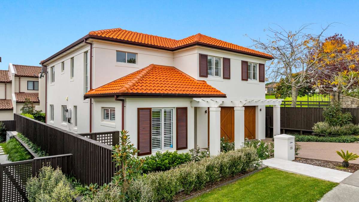 135 Pararekau Road_0