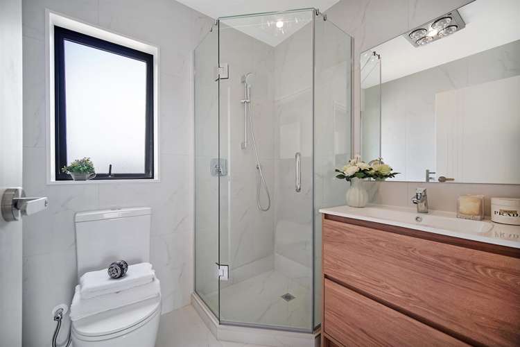 44 Picturesque Drive Flat Bush_7