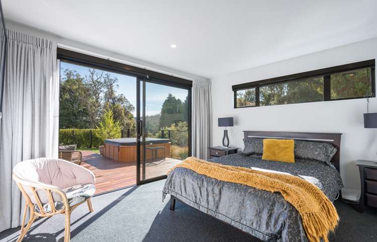 10 Vintners Way Stoke_10