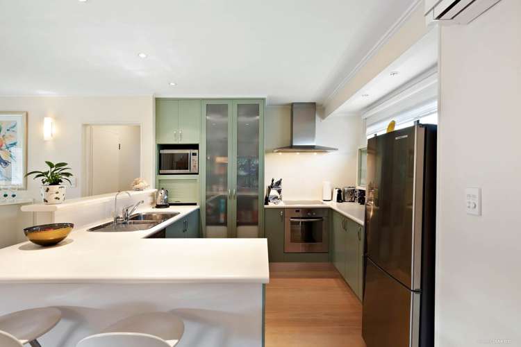 2/16 Brook Street Milford_7