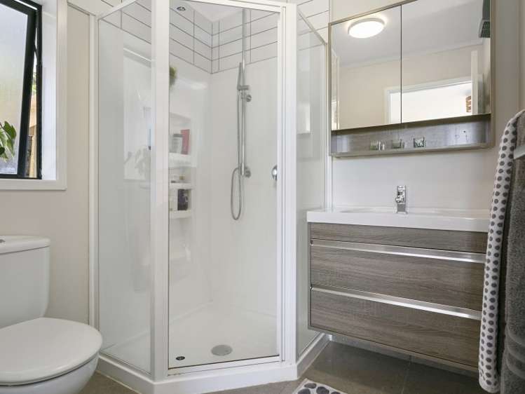 5 Knox Place Leamington_10