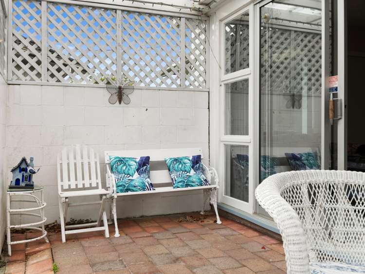 35 Teesdale Street Burnside_23