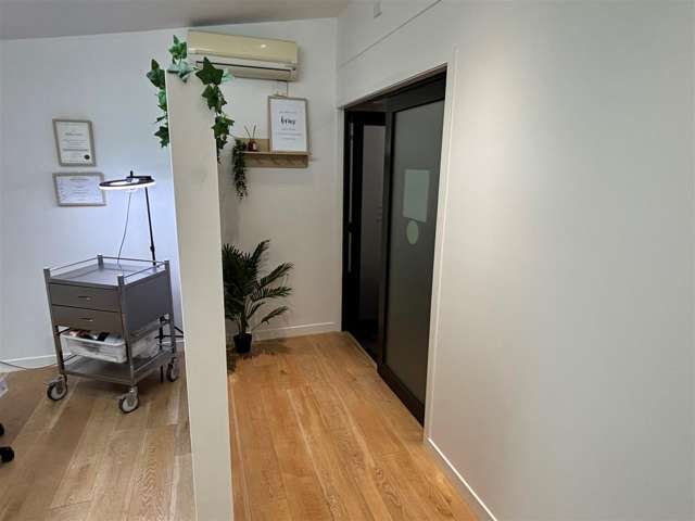 Unit 1, 601 Te Rapa Road Te Rapa_4