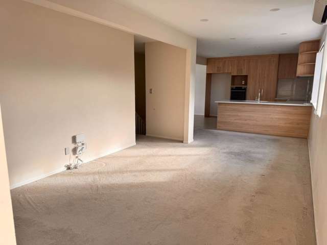 13 Raines Avenue Forrest Hill_2