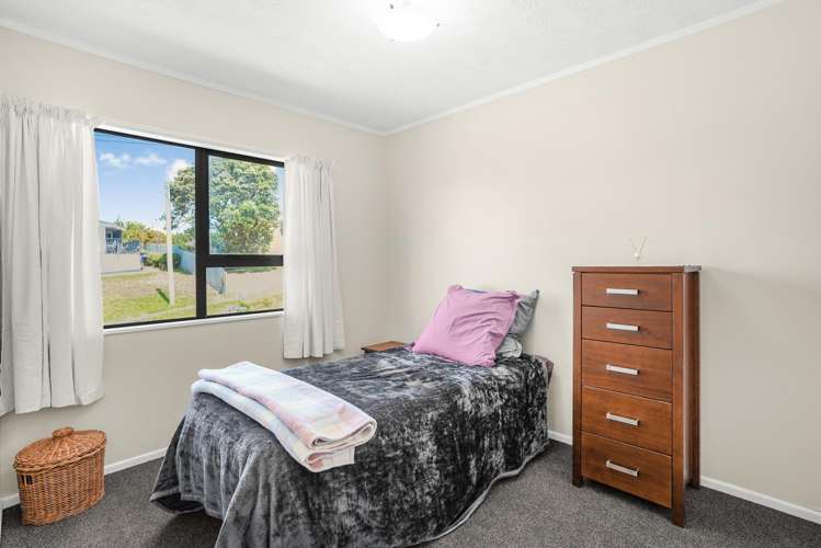 74 Pikarere Street Titahi Bay_12