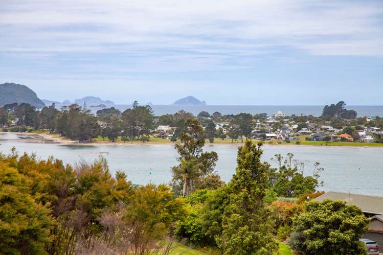 43 Main Road Tairua_11