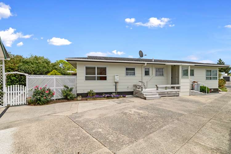 3 Dunlop Crescent Te Aroha_15
