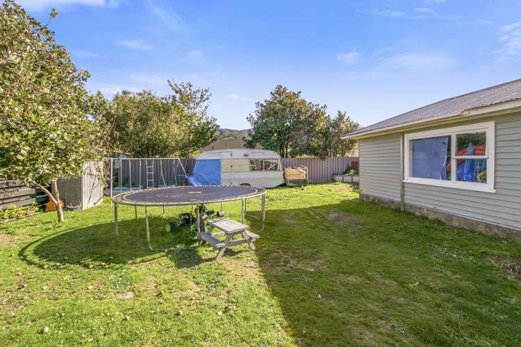 52 Coast Road Wainuiomata_13