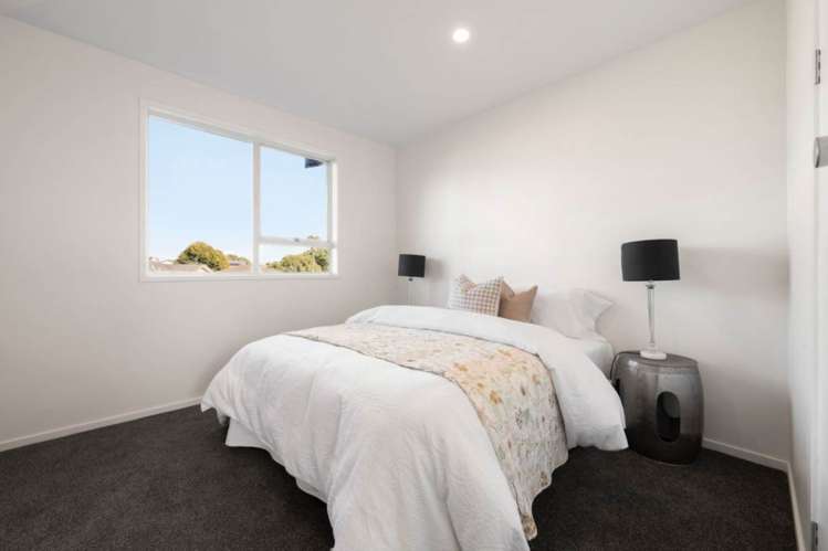 5 Bedlington Avenue_5