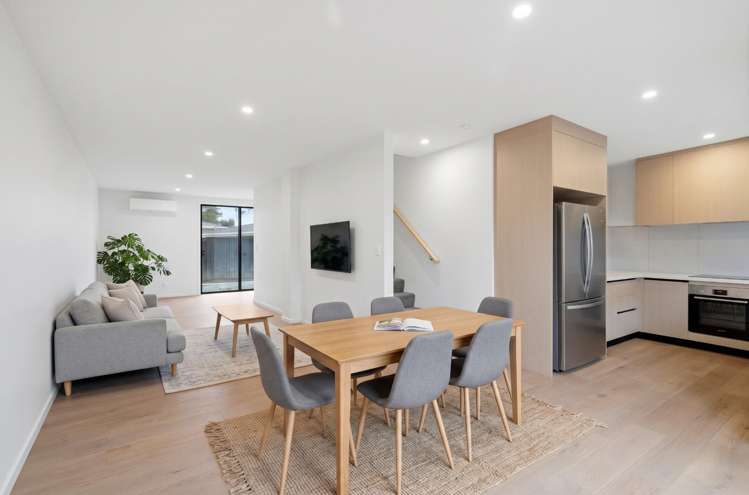 5-31 Halliwell Avenue_0