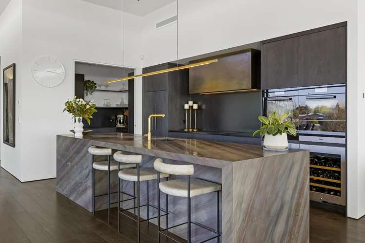 35 Pukenamu Road Rainbow Point_20