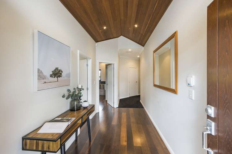 6 Manhattan Court Kelvin Grove_3