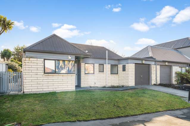 2B Wakelin Place Redwood_3