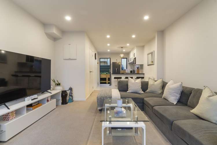 34/18 Hewlett Rd Massey_1