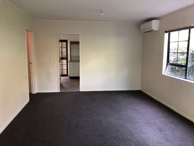 7A Clifton Avenue 10114_4