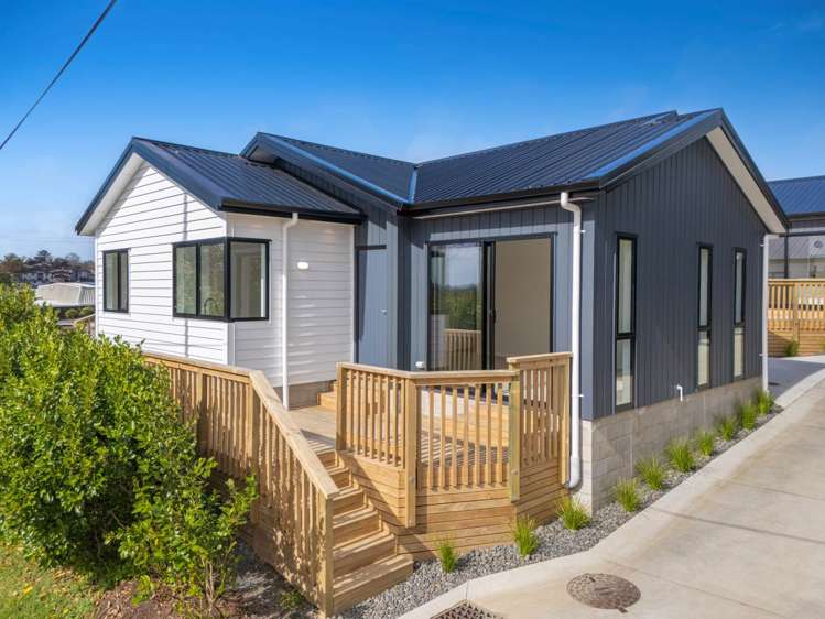 19a Red Beach Road Red Beach_0