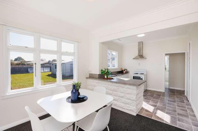 657 Featherston Street Roslyn_2