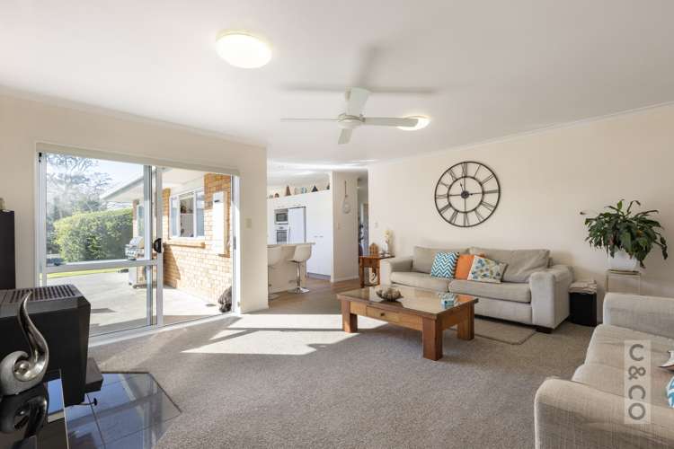 2 Applemoors Way Riverhead_21