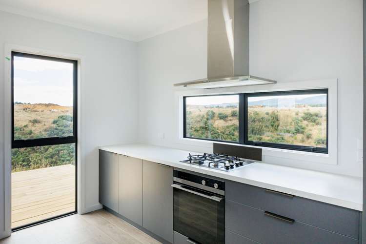 54 Sardinia Grove Fitzherbert_9