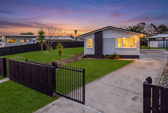 Fresh Look, Modern Feel - Refurbished Gem!
