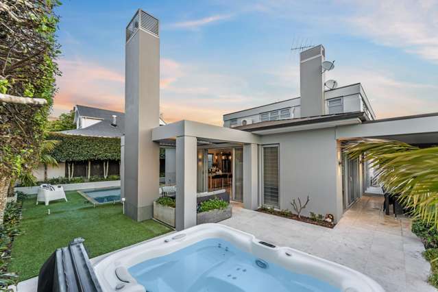 Tropical Elegance in Double Grammar Zone