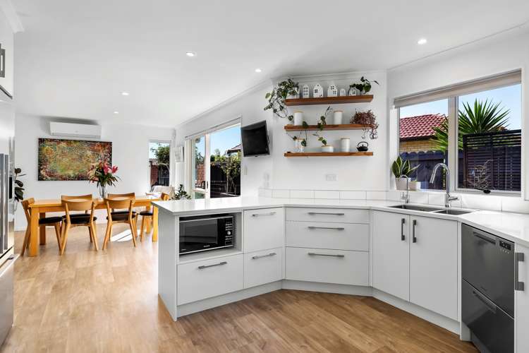 48 Oriental Parade Papamoa_13