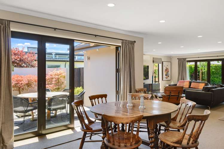 5 John Campbell Crescent Hillmorton_5