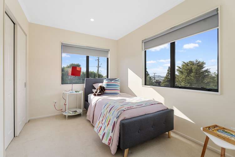 18a Hastie Avenue Mangere Bridge_10