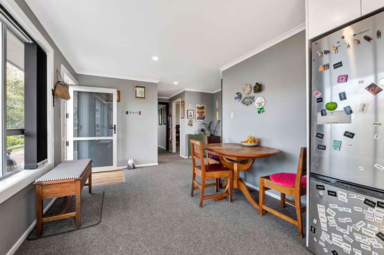 100 Pembroke Road West Stratford_8