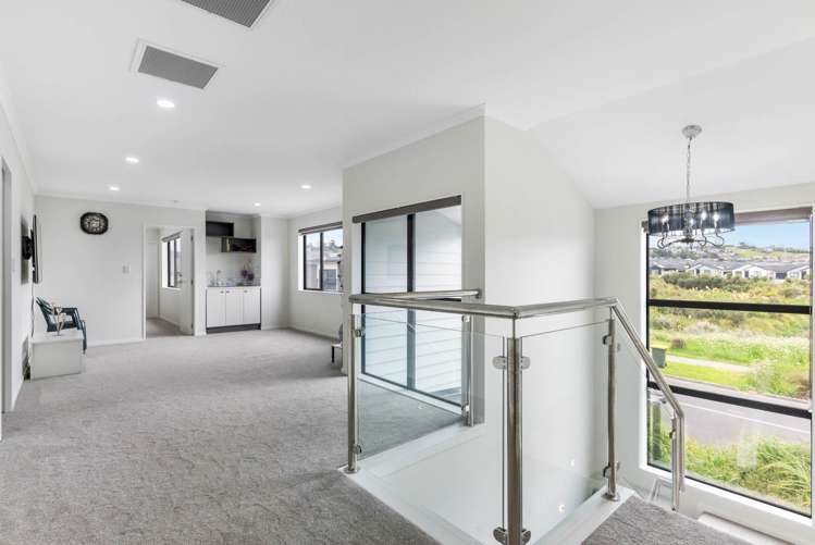 71 Castlebane Drive Flat Bush_10