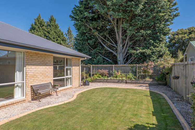 8 Russell Street Darfield_18