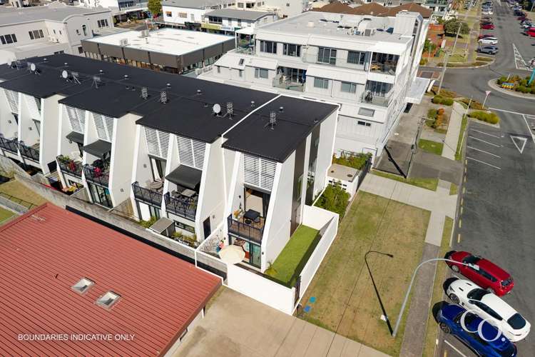 1/17 Victoria Road Mount Maunganui_23