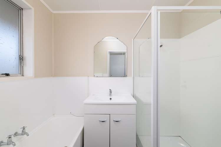 3 Compton Street Woolston_11