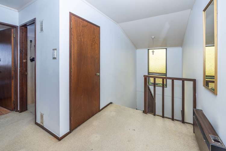 131 Amanda Avenue Dinsdale_12