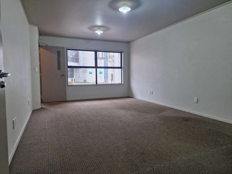 17/21 Railside Place Dinsdale_6