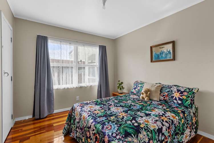 5 Hatton Road Orewa_11