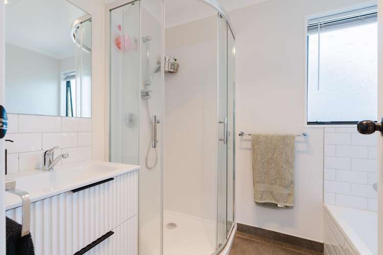 18 Jasmine Avenue Dinsdale_9