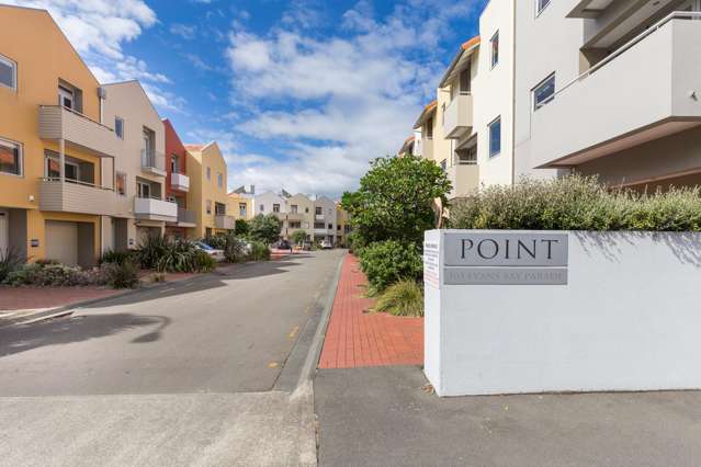 57/305 Evans Bay Parade Hataitai_2