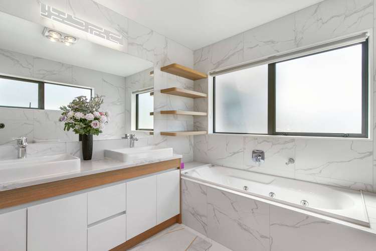 4 Drumconnell Drive Flat Bush_11