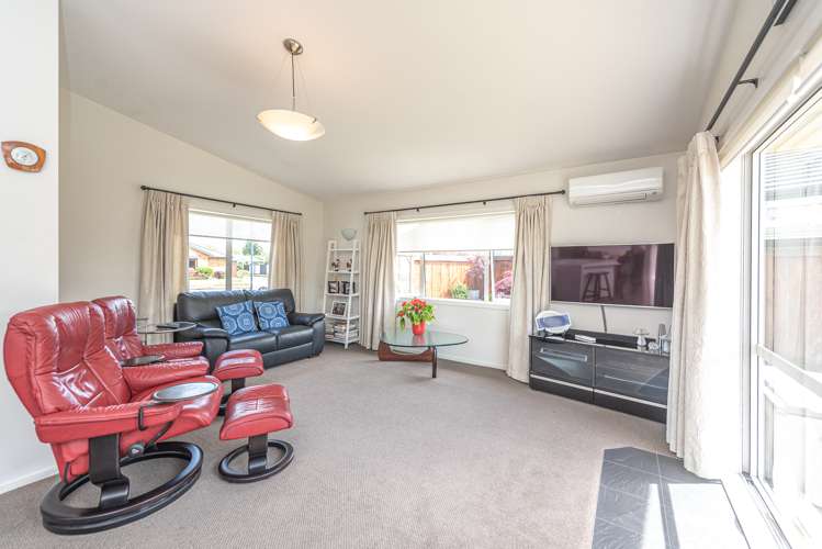 2 Gilligan Close College Estate_6