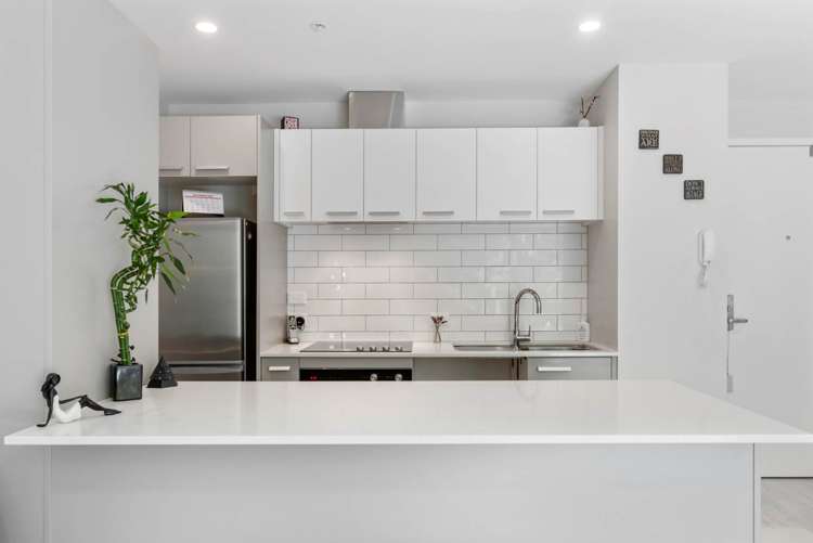 412/25 Bute Road Browns Bay_5