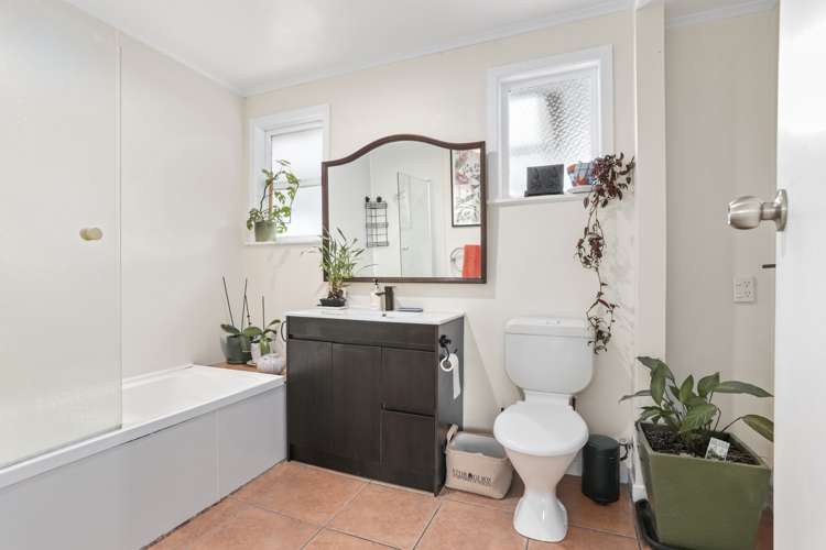 22 Mcentee Road Waitakere_11